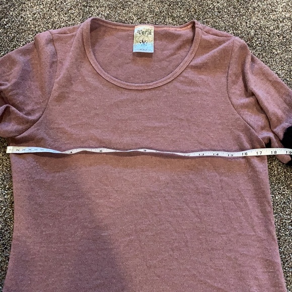 Mauve color shirt with lace sleeve - Picture 4 of 7